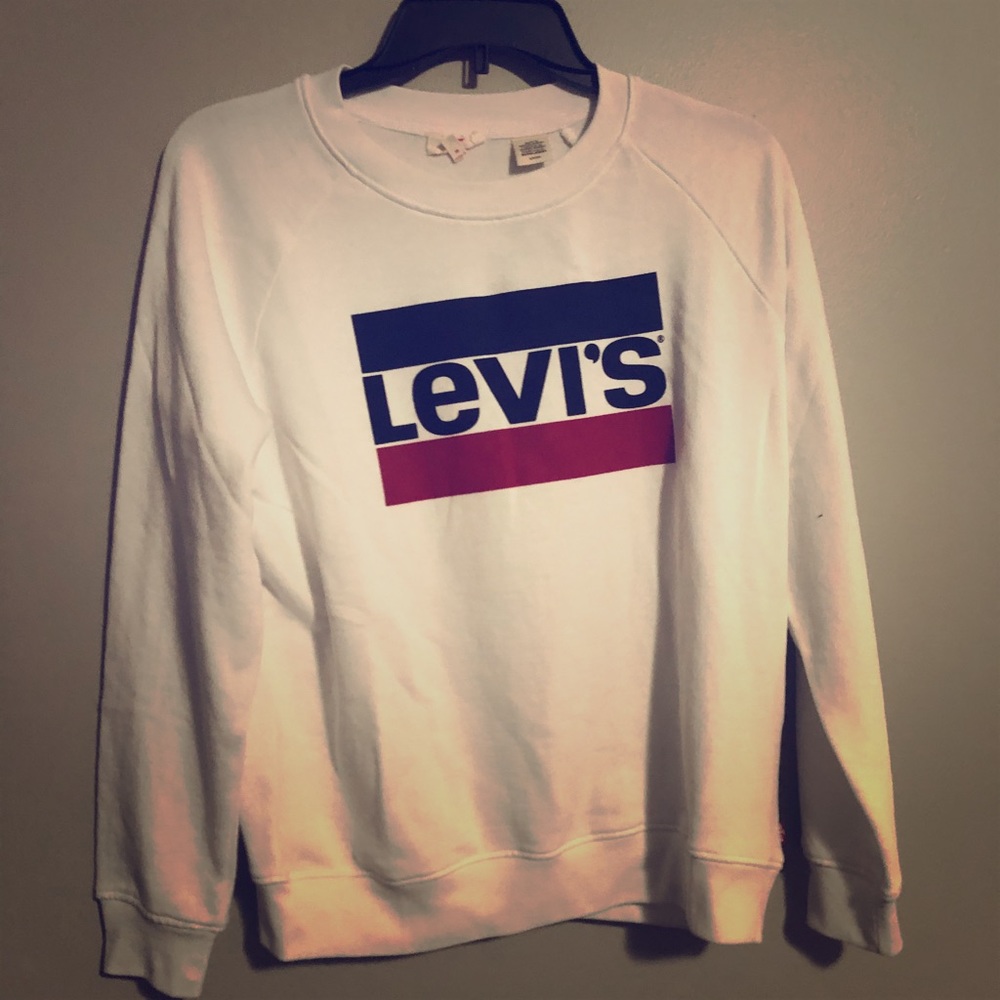Levi’s logo sweatshirt